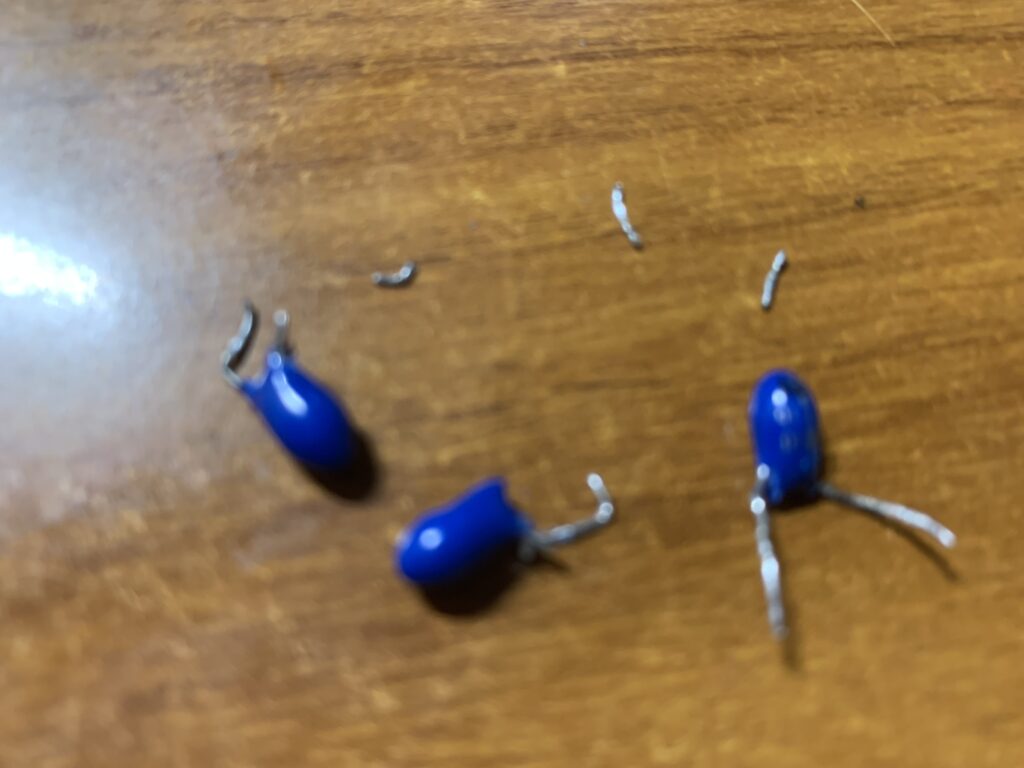 タンタルコンデンサ